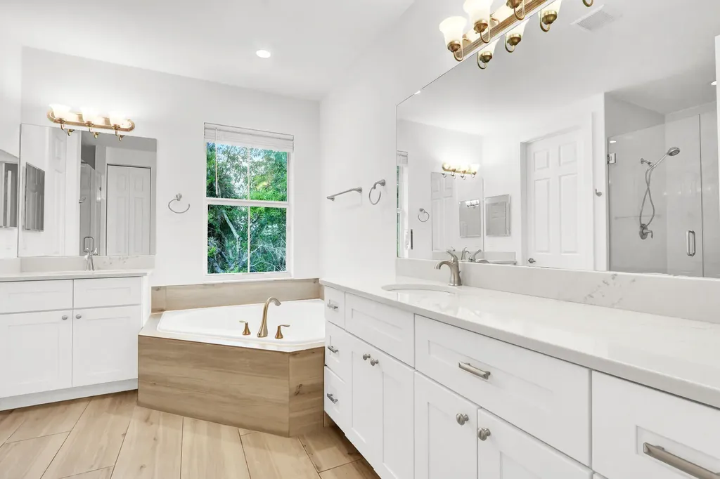 7113 Kensington Court Palm Beach Gardens FL 33418