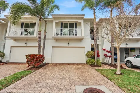 7113 Kensington Court Palm Beach Gardens FL 33418