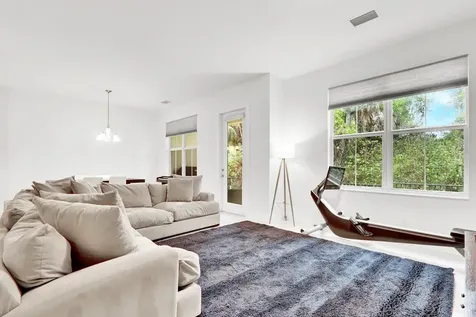 7113 Kensington Court Palm Beach Gardens FL 33418