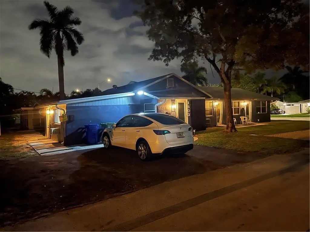 1503 NE 15th Avenue S Fort Lauderdale FL 33304