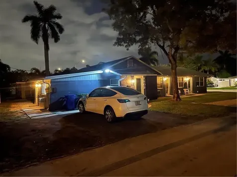 1503 NE 15th Avenue S Fort Lauderdale FL 33304