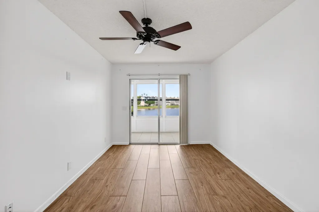 2027 Exeter B Boca Raton FL 33434