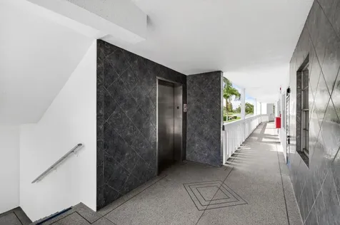 2027 Exeter B Boca Raton FL 33434