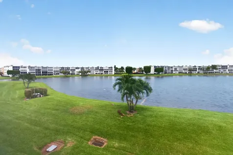 2027 Exeter B Boca Raton FL 33434