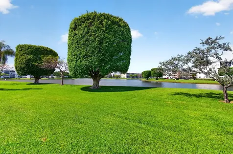 2027 Exeter B Boca Raton FL 33434