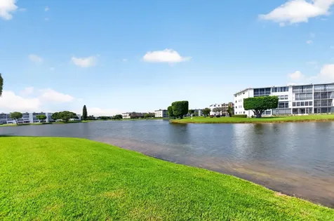 2027 Exeter B Boca Raton FL 33434