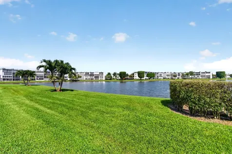 2027 Exeter B Boca Raton FL 33434