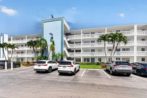 2027 Exeter B Boca Raton FL 33434