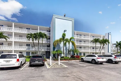 2027 Exeter B Boca Raton FL 33434