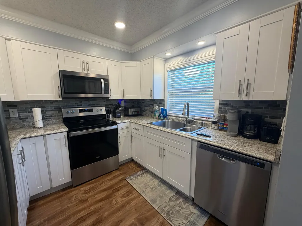 4351 NW 32nd Court Lauderdale Lakes FL 33319