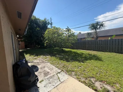 4351 NW 32nd Court Lauderdale Lakes FL 33319