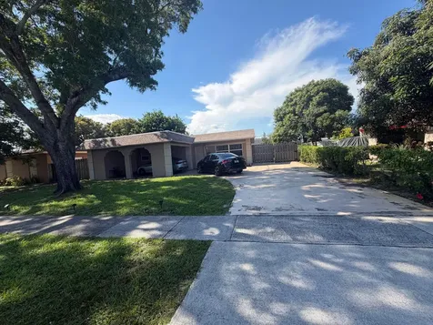 4351 NW 32nd Court Lauderdale Lakes FL 33319