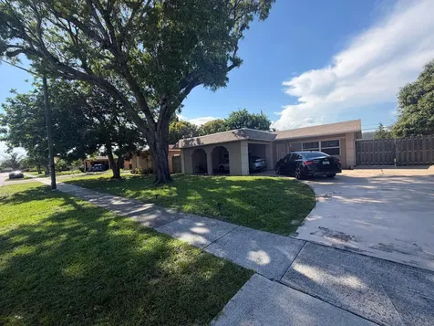 4351 NW 32nd Court Lauderdale Lakes FL 33319