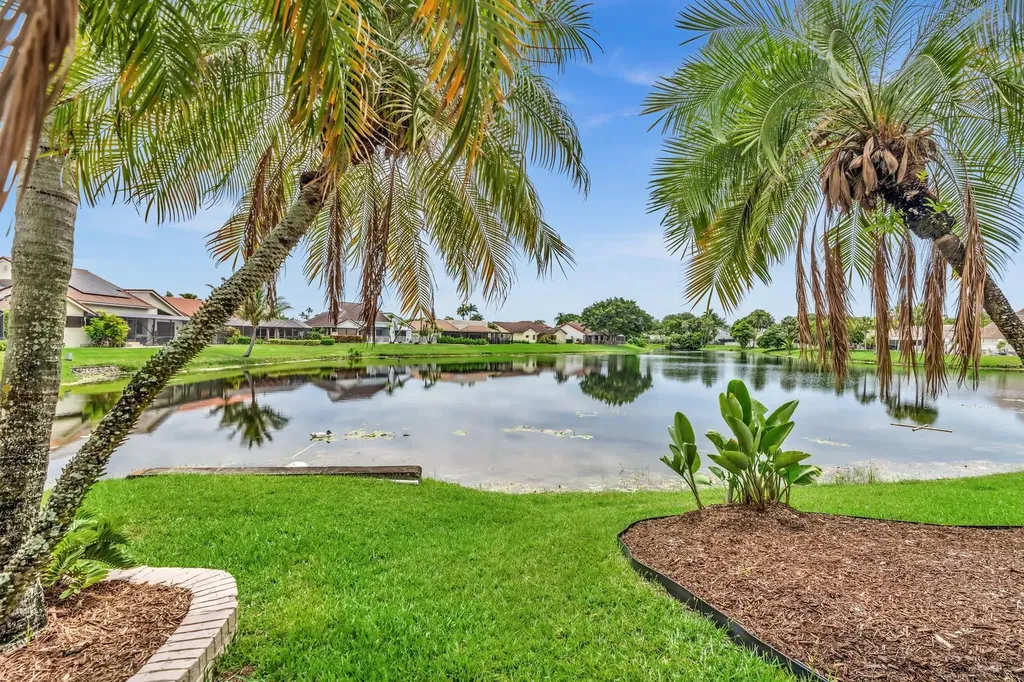 7640 NW 87th Avenue Tamarac FL 33321