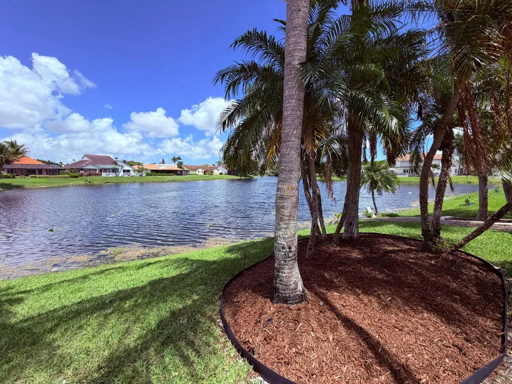 7640 NW 87th Avenue Tamarac FL 33321