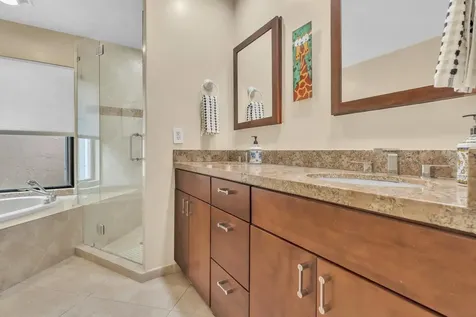 7640 NW 87th Avenue Tamarac FL 33321