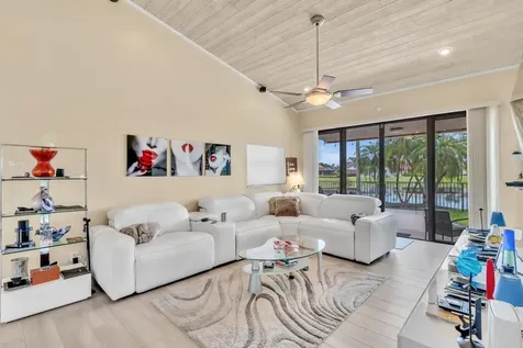 7640 NW 87th Avenue Tamarac FL 33321