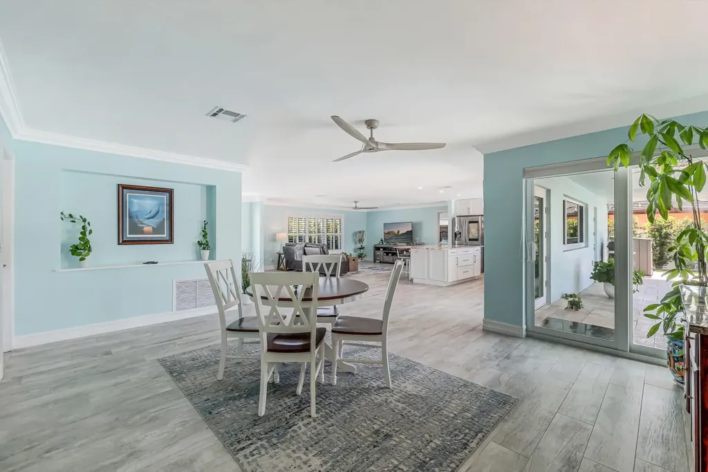 1030 NE 27th Way Pompano Beach FL 33062