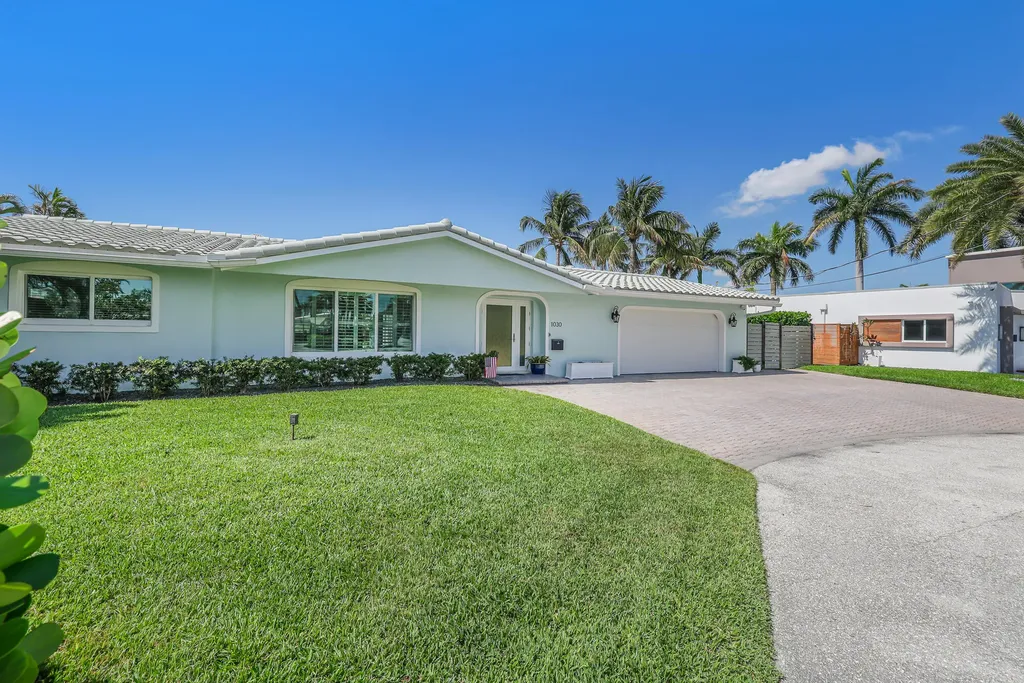 1030 NE 27th Way Pompano Beach FL 33062
