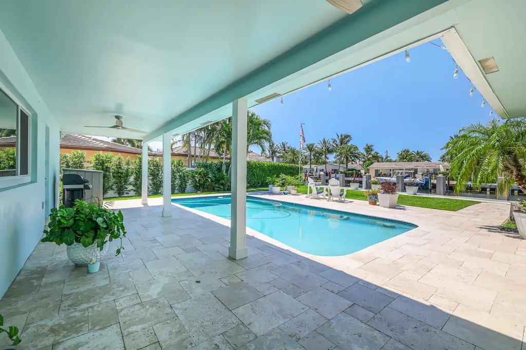 1030 NE 27th Way Pompano Beach FL 33062