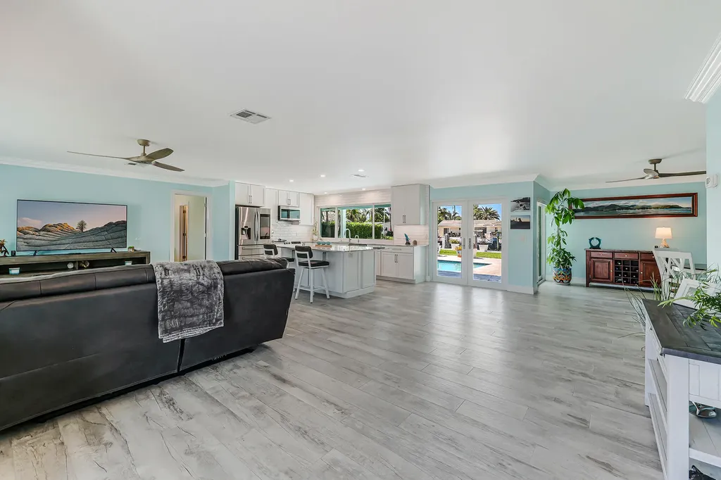 1030 NE 27th Way Pompano Beach FL 33062
