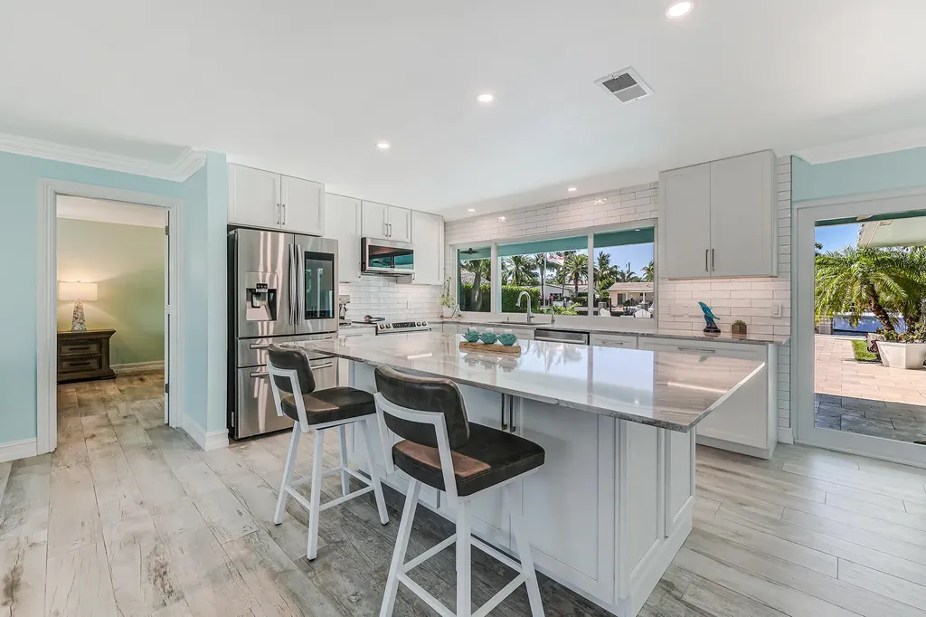 1030 NE 27th Way Pompano Beach FL 33062
