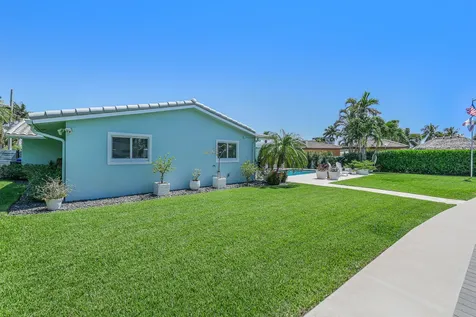 1030 NE 27th Way Pompano Beach FL 33062