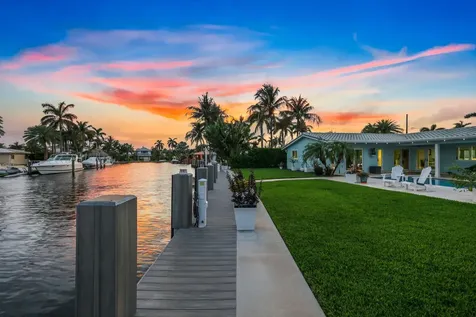 1030 NE 27th Way Pompano Beach FL 33062