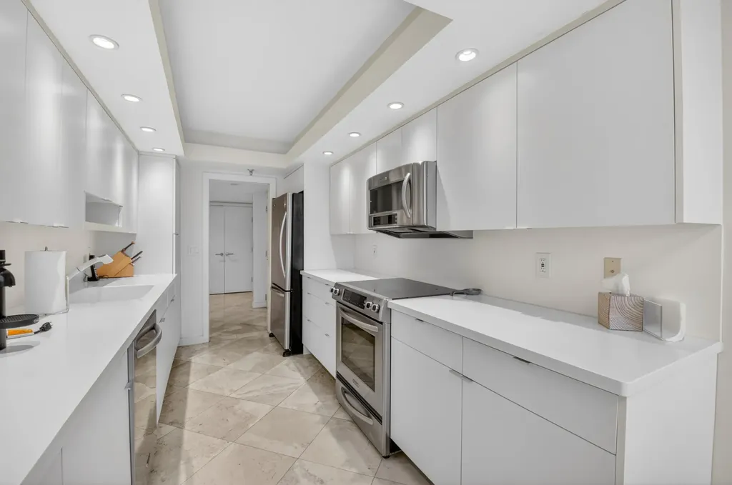 20090 Boca West Drive Boca Raton FL 33434