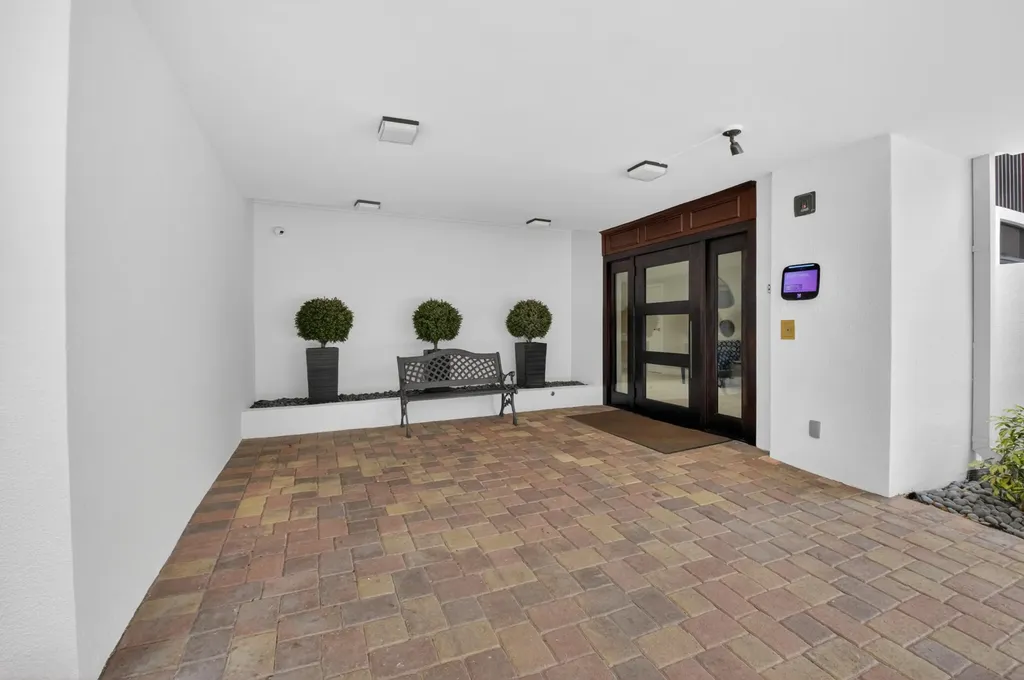 20090 Boca West Drive Boca Raton FL 33434
