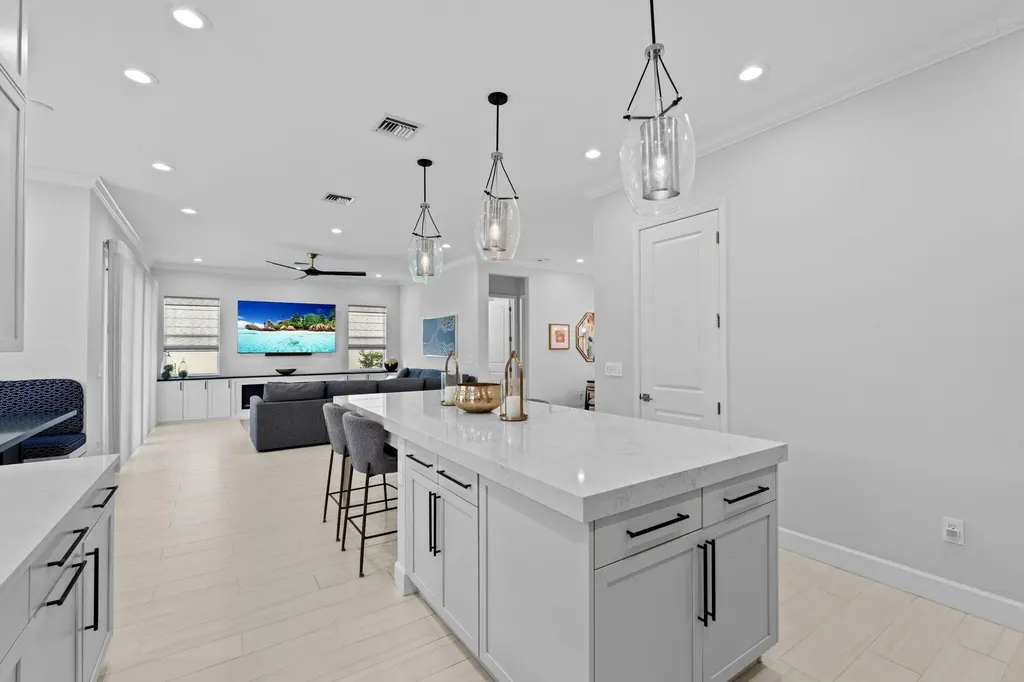 14974 Goldspar Court Westlake FL 33470
