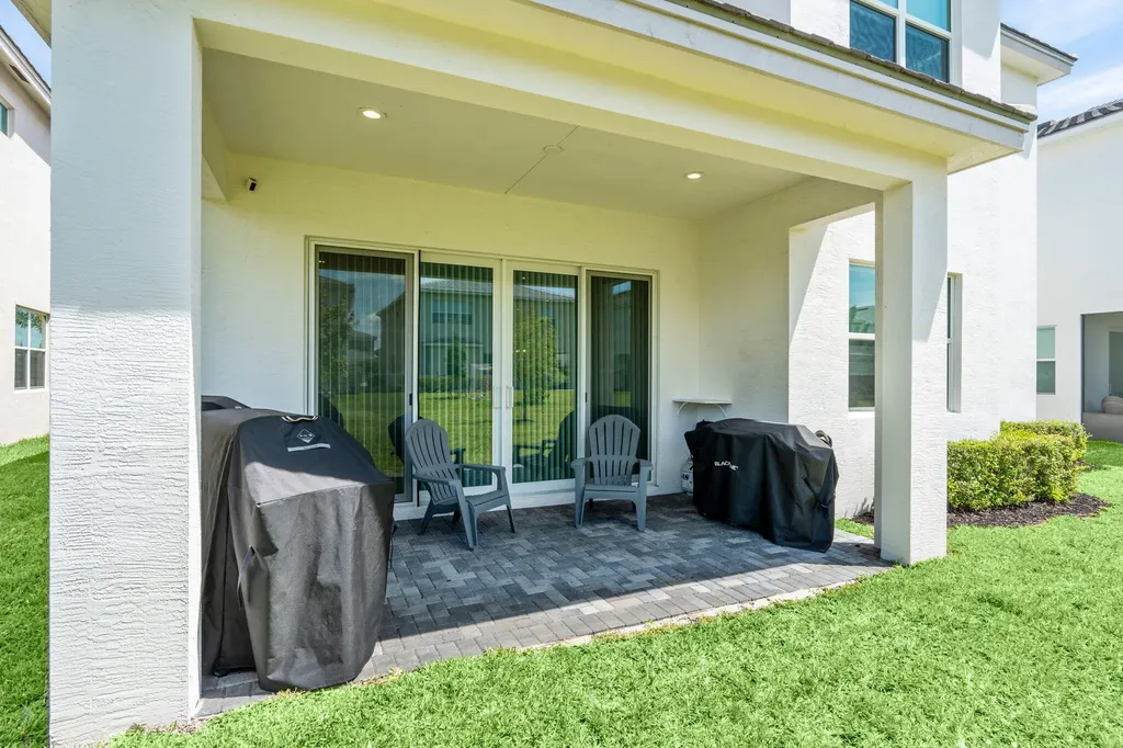 14974 Goldspar Court Westlake FL 33470
