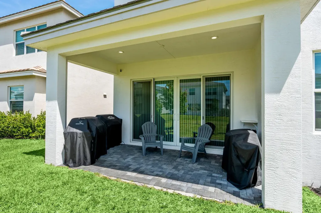 14974 Goldspar Court Westlake FL 33470