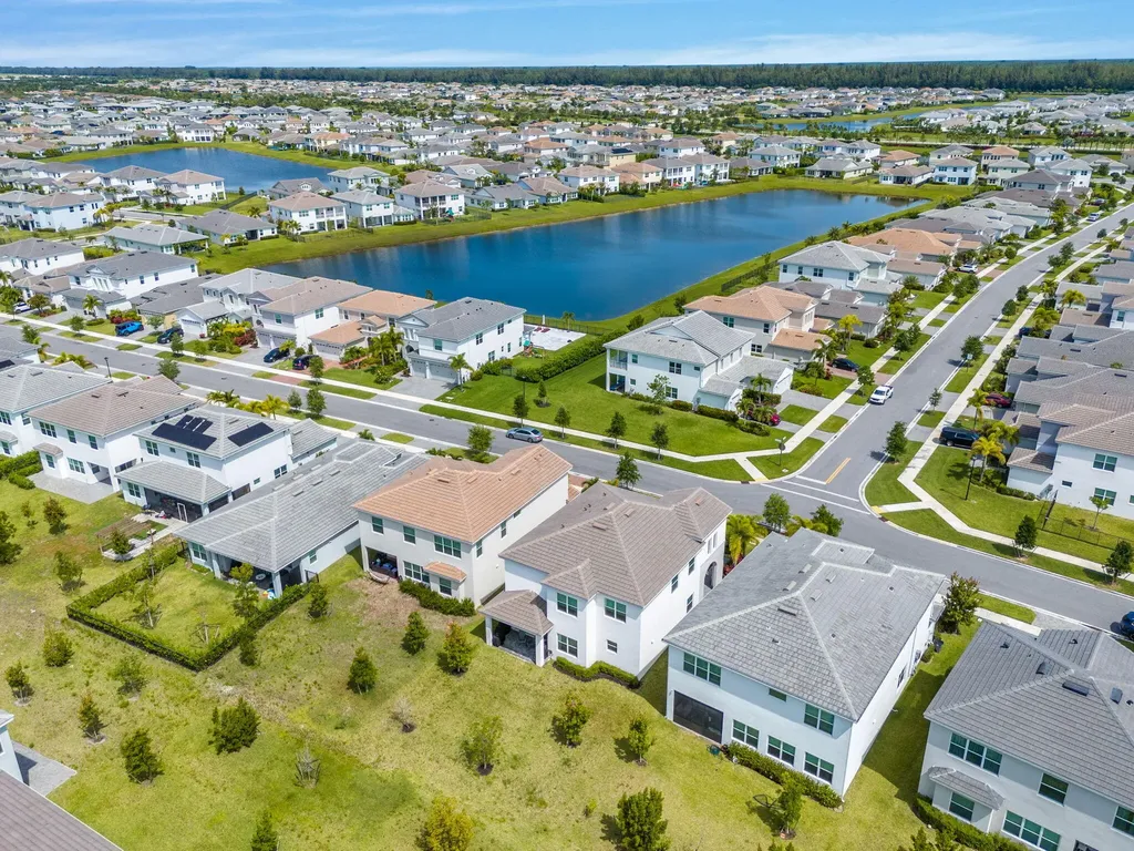 14974 Goldspar Court Westlake FL 33470