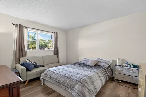7820 S Colony Circle Tamarac FL 33321