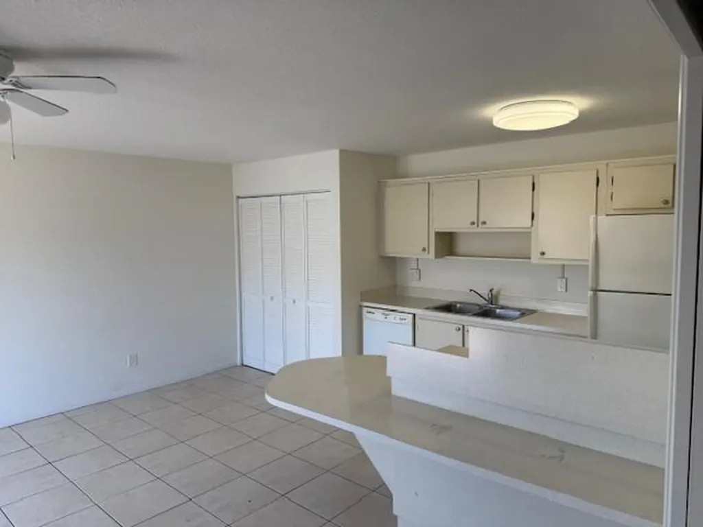 637 Executive Center Drive West Palm Beach FL 33401