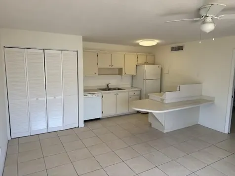 637 Executive Center Drive West Palm Beach FL 33401