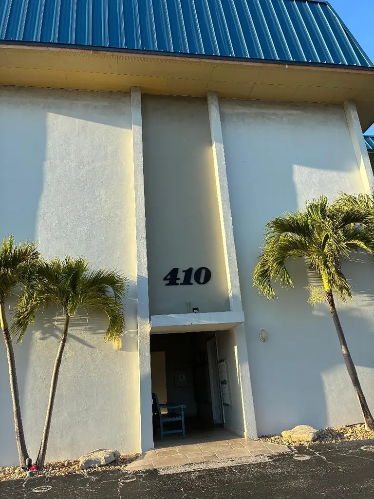 410 Wilma Circle Riviera Beach FL 33404