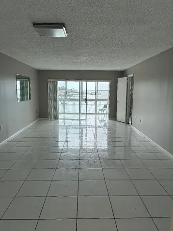 410 Wilma Circle Riviera Beach FL 33404