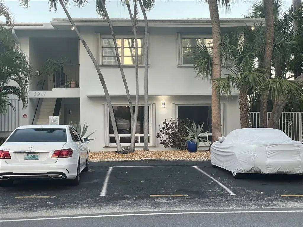2917 NE 33rd Avenue Fort Lauderdale FL 33308