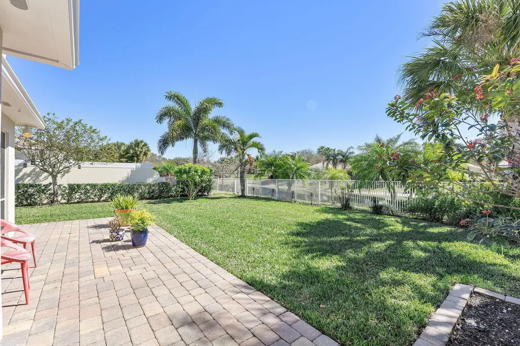 8210 Saint Johns Court Wellington FL 33414