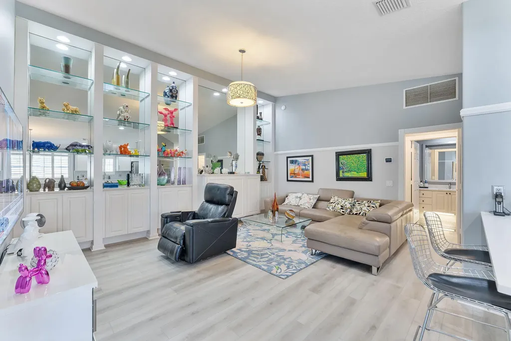 8210 Saint Johns Court Wellington FL 33414