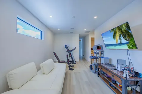 740 Winters West Palm Beach FL 33405