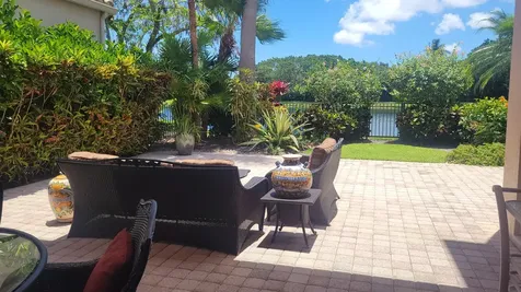 107 Sunset Cove Lane Palm Beach Gardens FL 33418