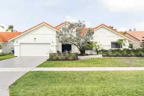9823 NW Sun Pointe Drive NW Boynton Beach FL 33437