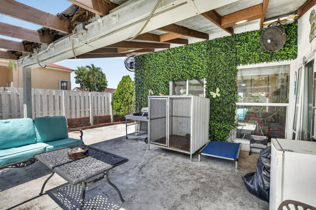 13970 Oaklawn Place Davie FL 33325