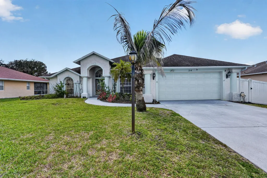 214 SW Holden Terrace Port St Lucie FL 34984