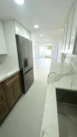 4300 W 10th Court Hialeah FL 33012