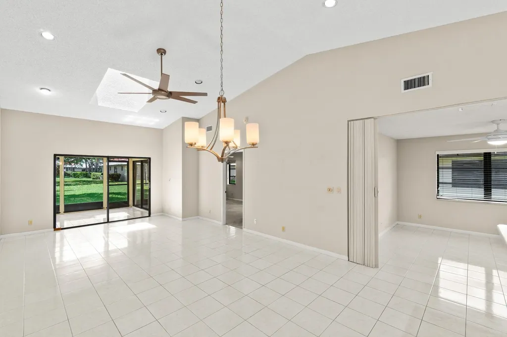 6099 Kings Gate Circle Delray Beach FL 33484