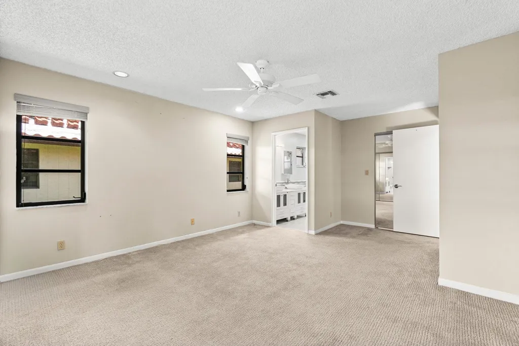 6099 Kings Gate Circle Delray Beach FL 33484
